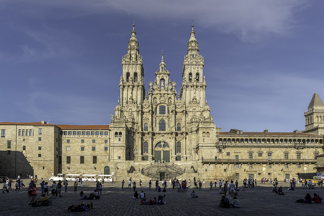 Vista de Santiago de Compostela, España - Guía de viaje SpainRoutes