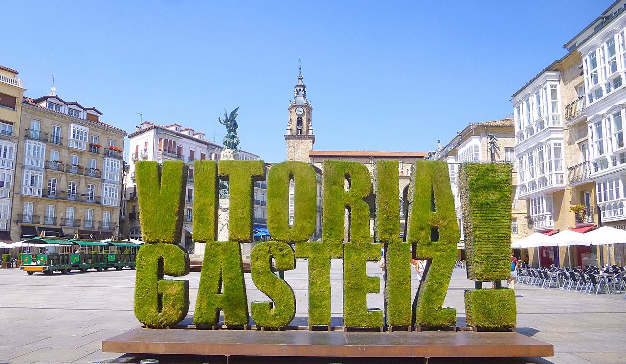 Vista de Vitoria-Gasteiz, España - Guía de viaje SpainRoutes