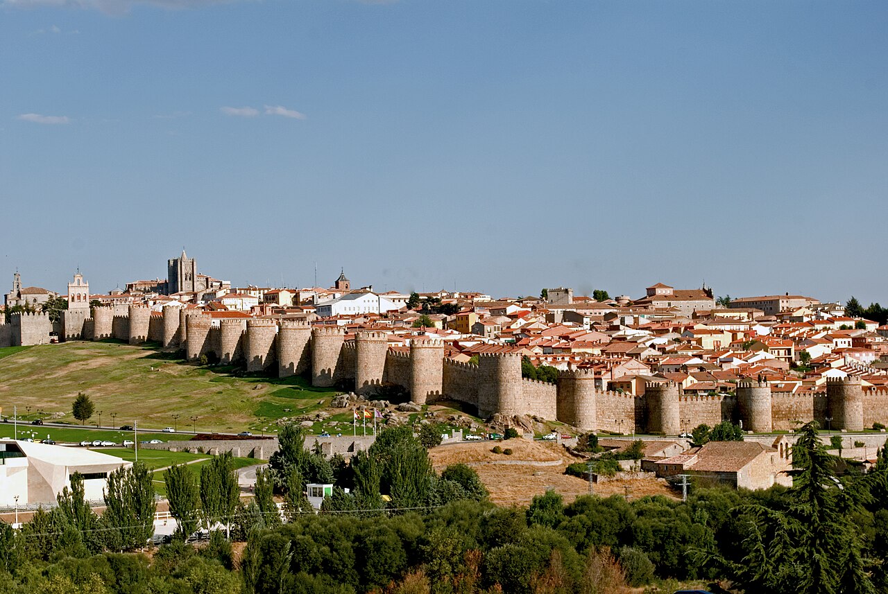 Vista de Ávila, España - Guía de viaje SpainRoutes