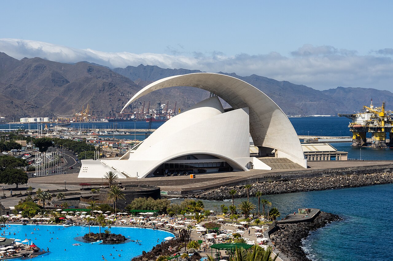 Vista de Santa Cruz de Tenerife, España - Guía de viaje SpainRoutes